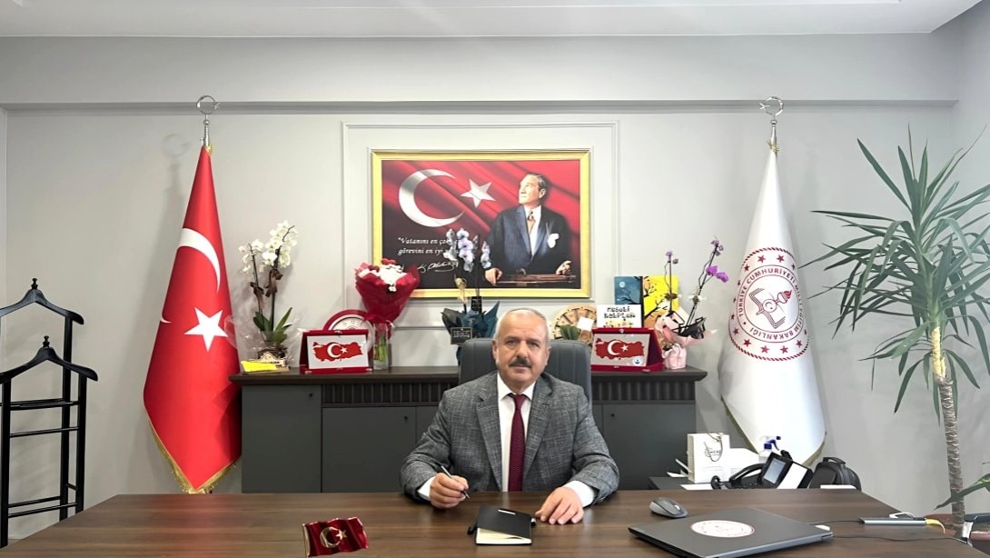 İlçe Milli Eğitim Müdürümüz Sayın İlyas GEZER'in Yarıyıl Tatili Mesajı